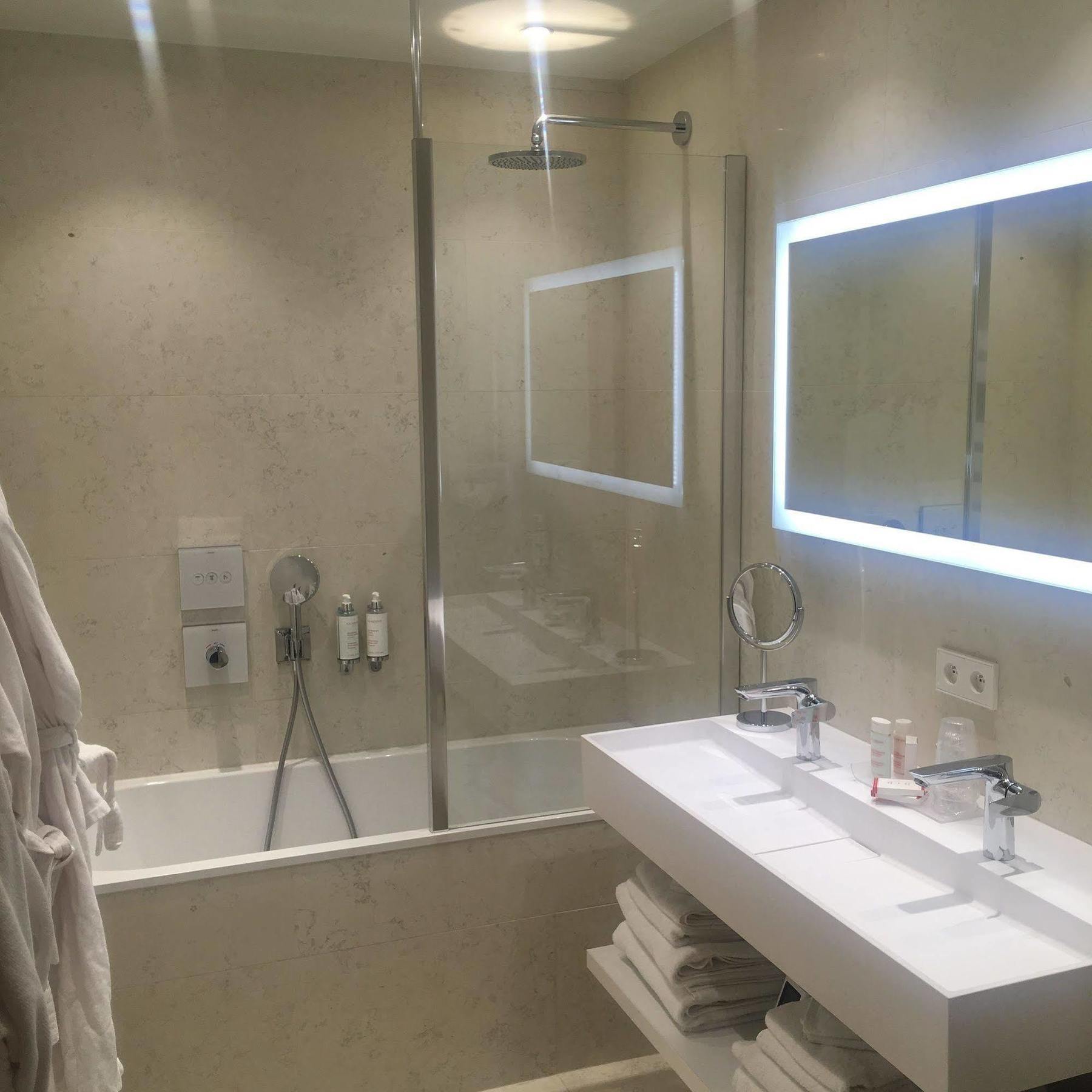 Le Moon Apartment Strasbourg Luaran gambar